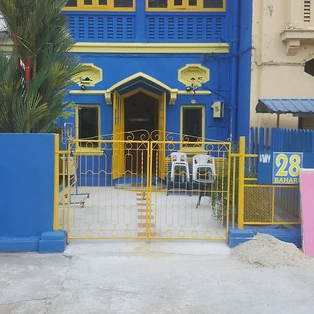 Hotel 28 Bahari George Town Esterno foto
