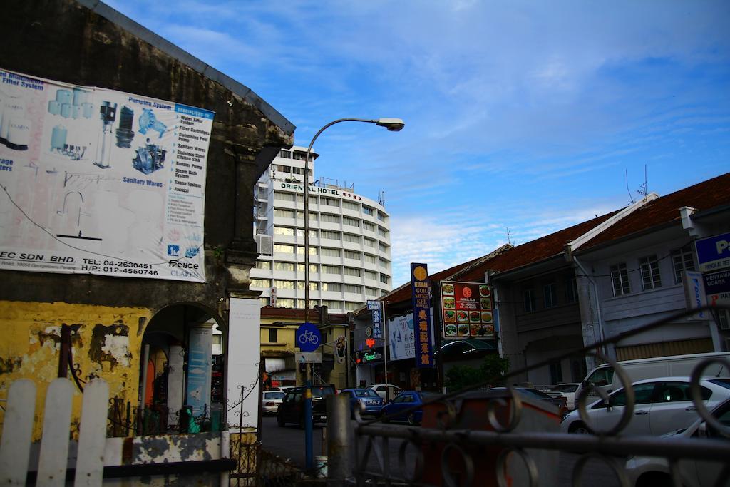 Hotel 28 Bahari George Town Esterno foto
