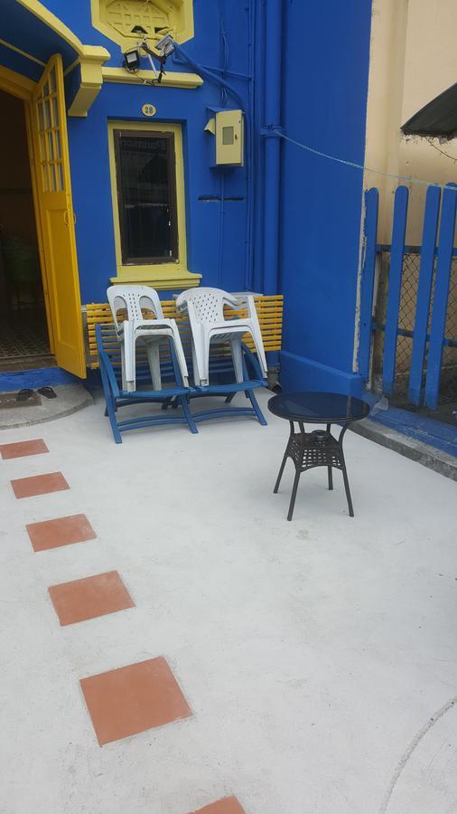 Hotel 28 Bahari George Town Esterno foto