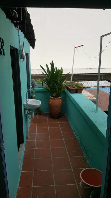 Hotel 28 Bahari George Town Esterno foto